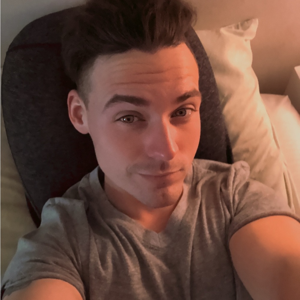 Meet your Posher, Damien